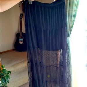 Forever 21 black lace skirt